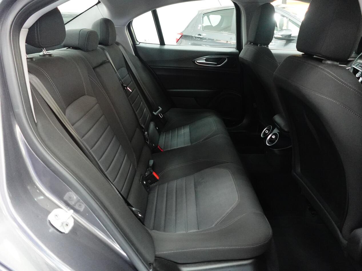 Alfa Romeo Giulia 2.2 MJT 160 CV BUSINESS