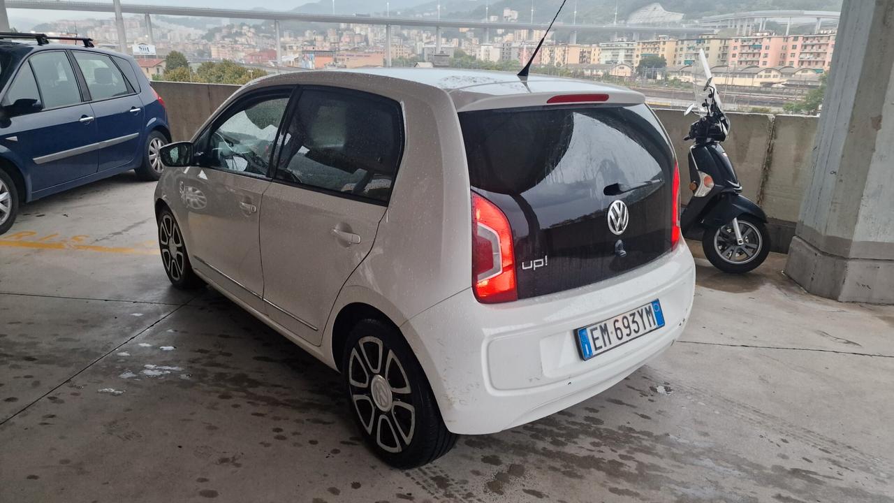 Volkswagen up! 1.0 75 CV 5p. high