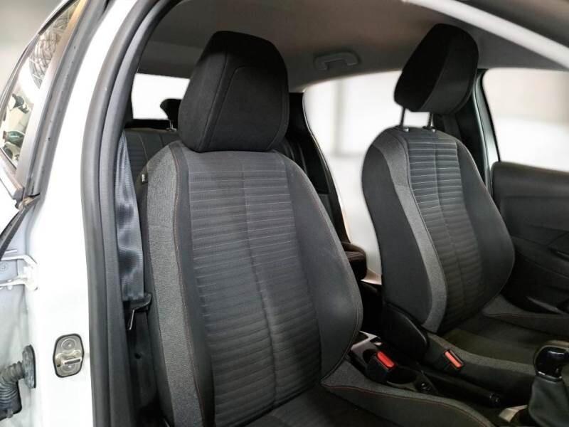 Peugeot 208 5 porte Active