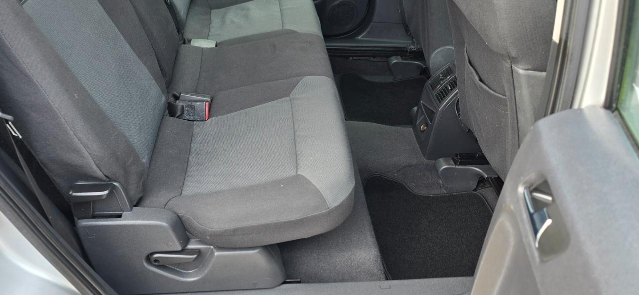 Opel Zafira 1.6 16V ecoM 94CV Cosmo