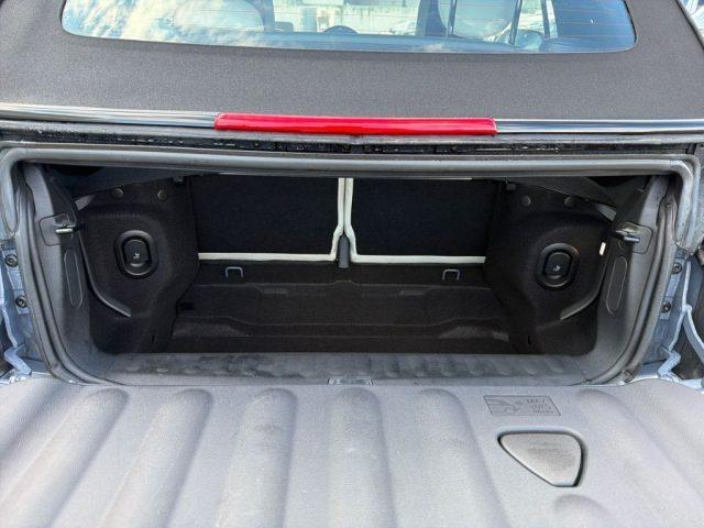 MINI Cooper S Cabrio Cooper S Favoured Cabrio