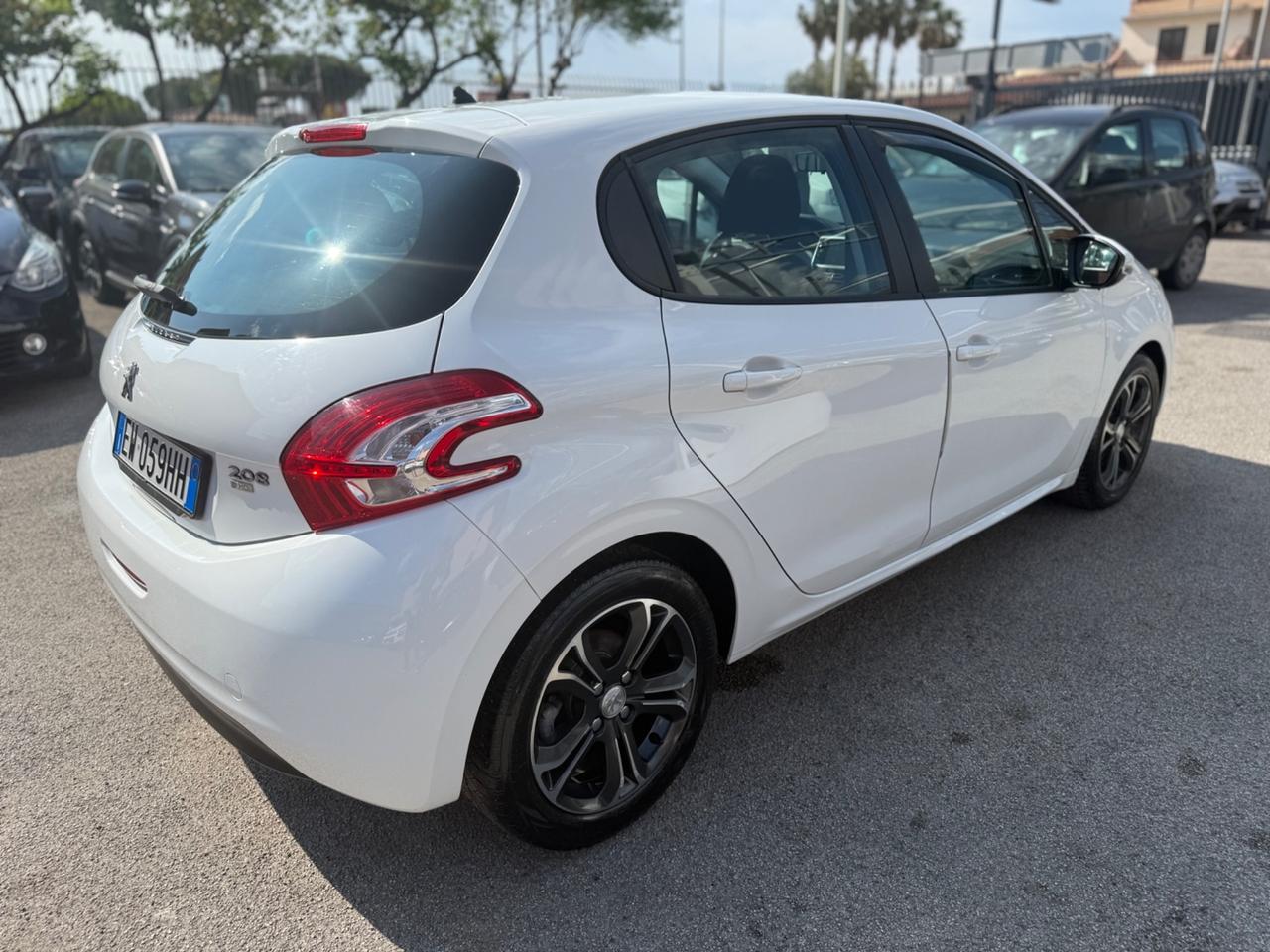 Peugeot 208 1.6 e-HDi 92 CV Stop&Start 5 porte Allure