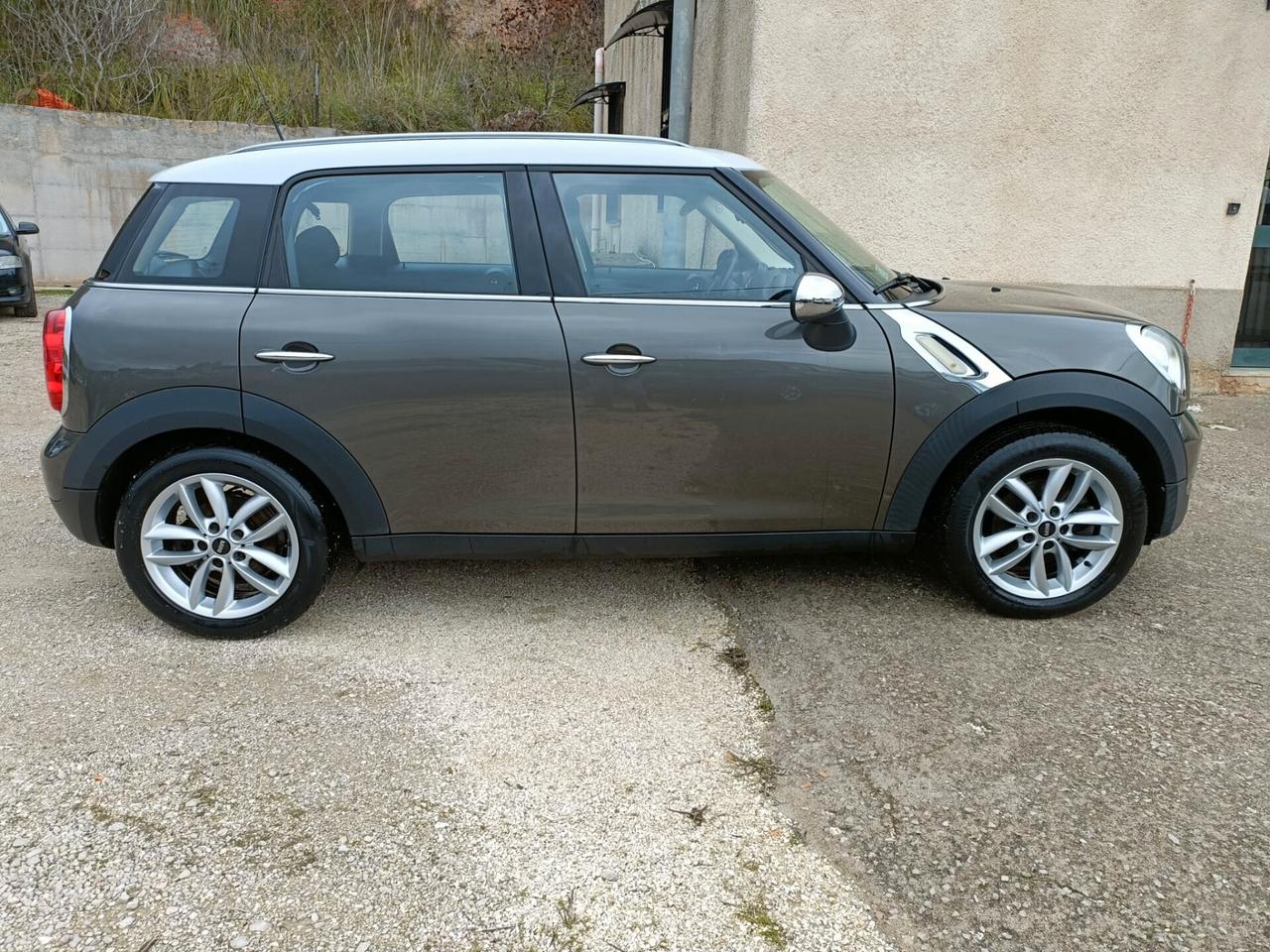 Mini Cooper 1.6 D Countryman - 2012