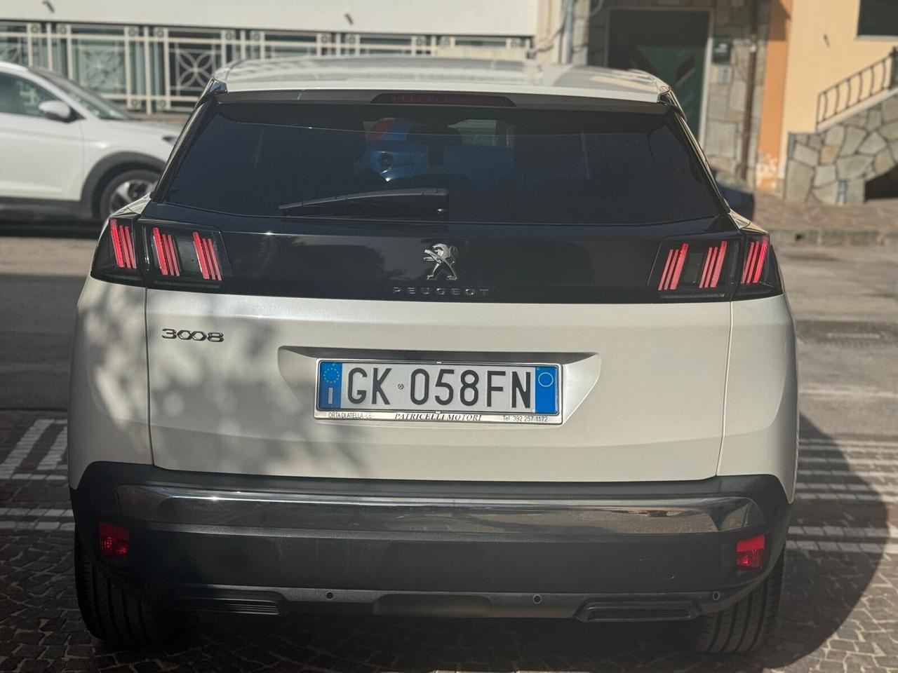 Peugeot 3008 BlueHDi 130 S&S EAT8 Allure