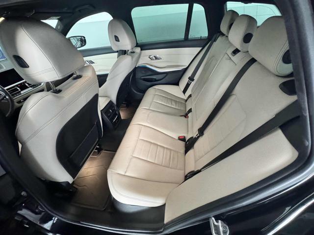 BMW 330 e Touring Msport Plug-in 292cv