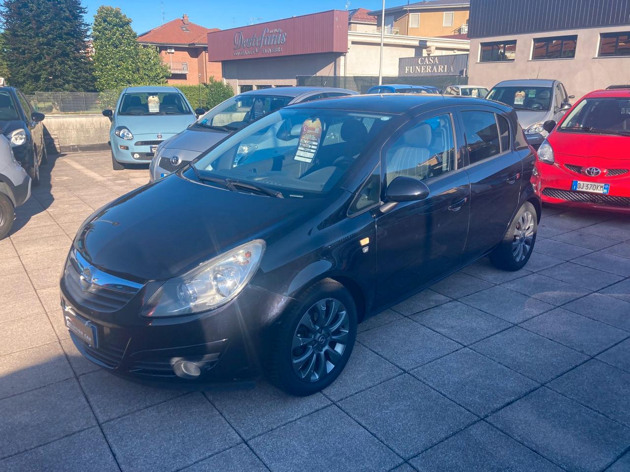 Opel Corsa 1.2 5 porte Cosmo
