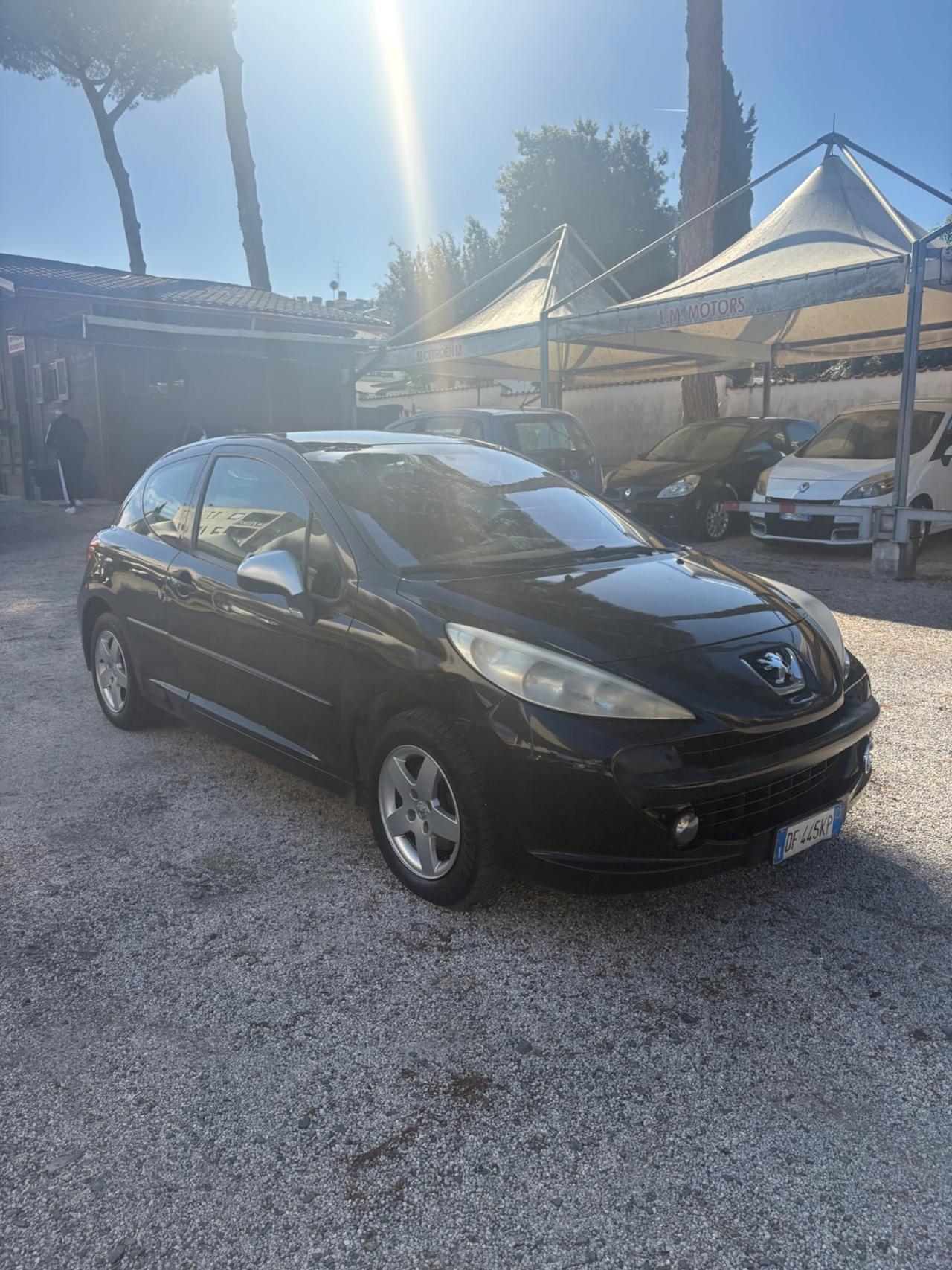 Peugeot 207 1.6 HDi 90CV 3p. XS