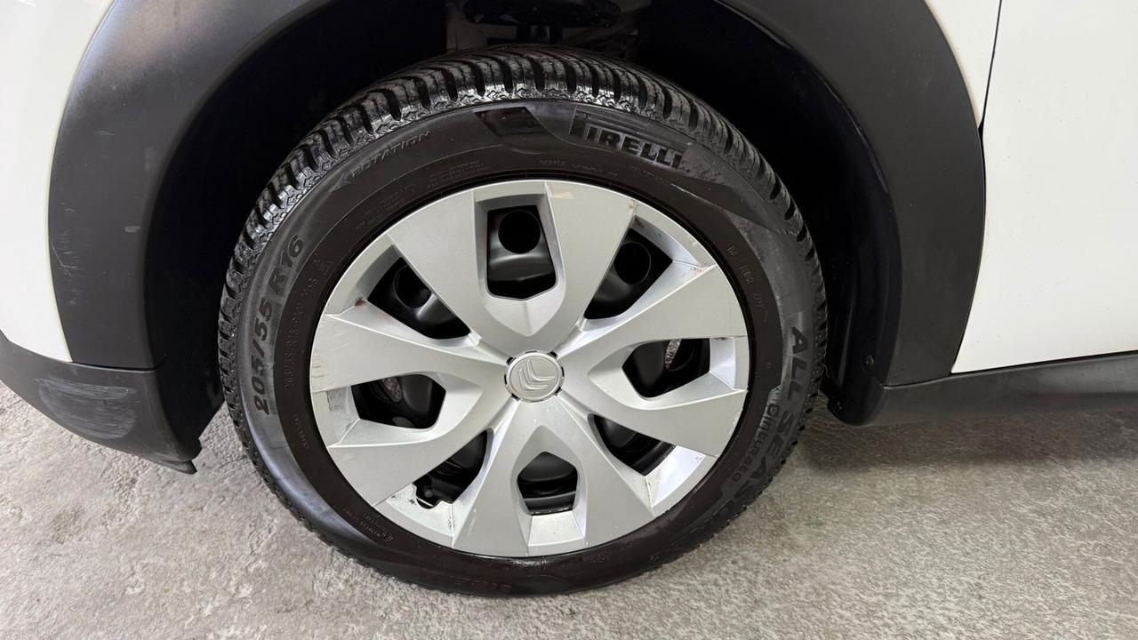 Citroen C4 Cactus 1.2 Benzina 82cv Shine