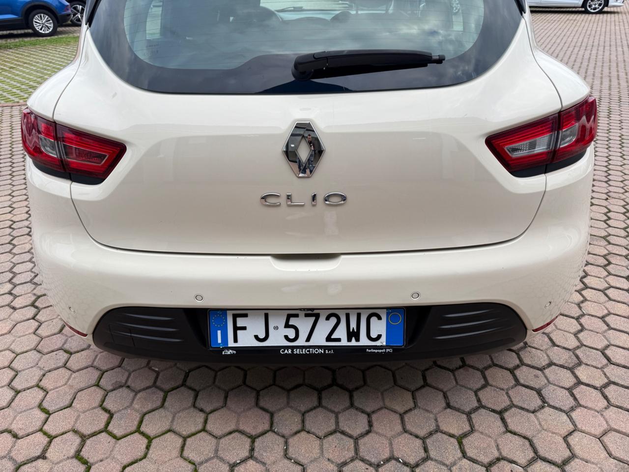 Renault Clio dCi 8V 90CV Start&Stop 82gr 5 porte OK NEOPATENTATI