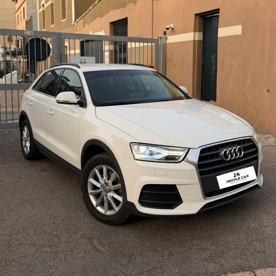 Audi Q3 2.0 TDI - 120 CV