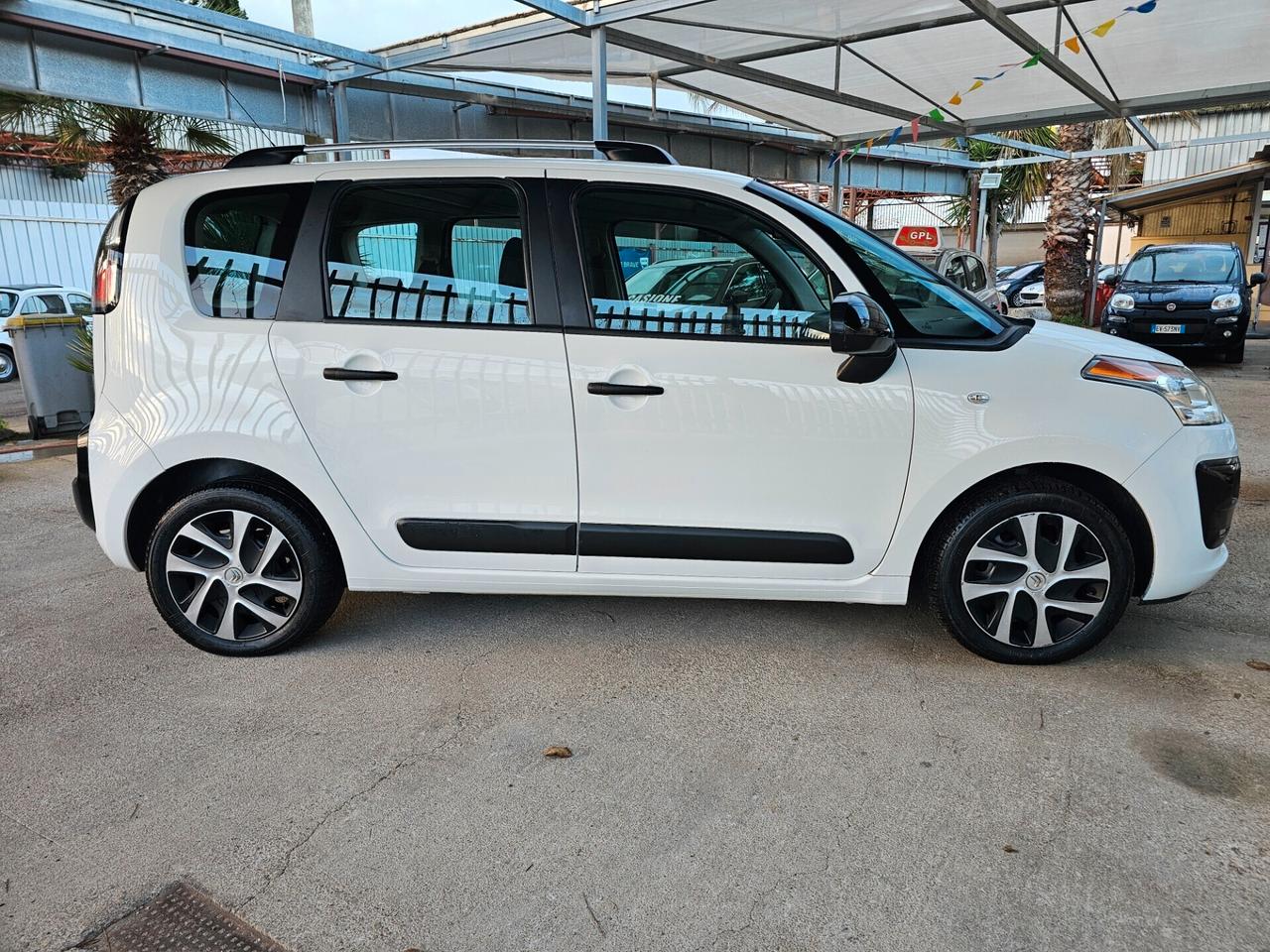 Citroen C3 Picasso 1.6 BlueHDi 100 Business Combi N1