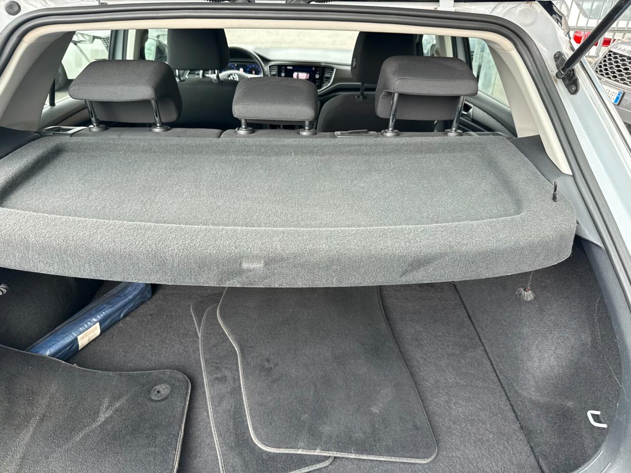 Volkswagen T-Roc 1.0 tsi / VIRTUAL COCKPIT 115cv