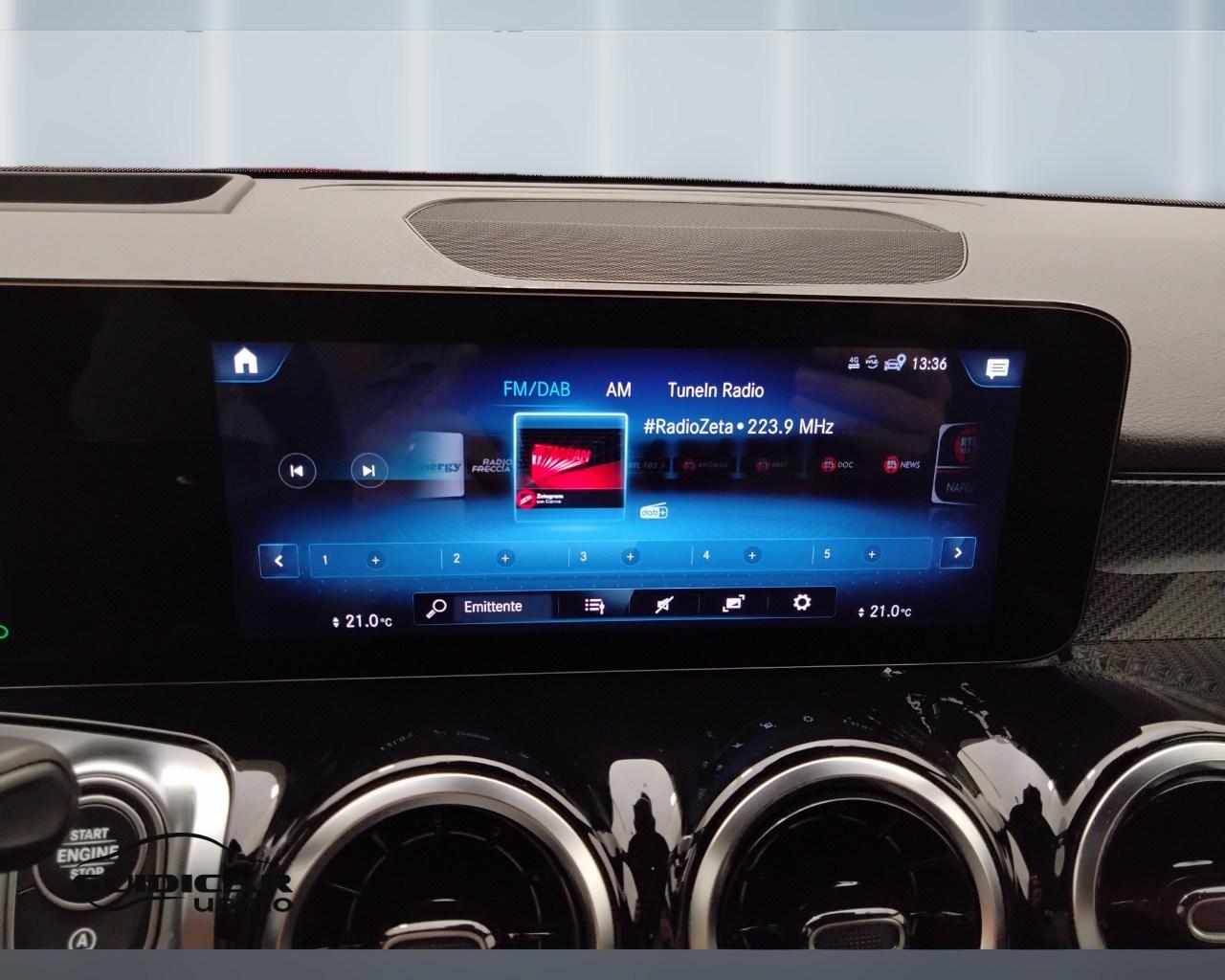 Mercedes-Benz GLB - X247 2019 - GLB 200 d Premium Easy Tech auto