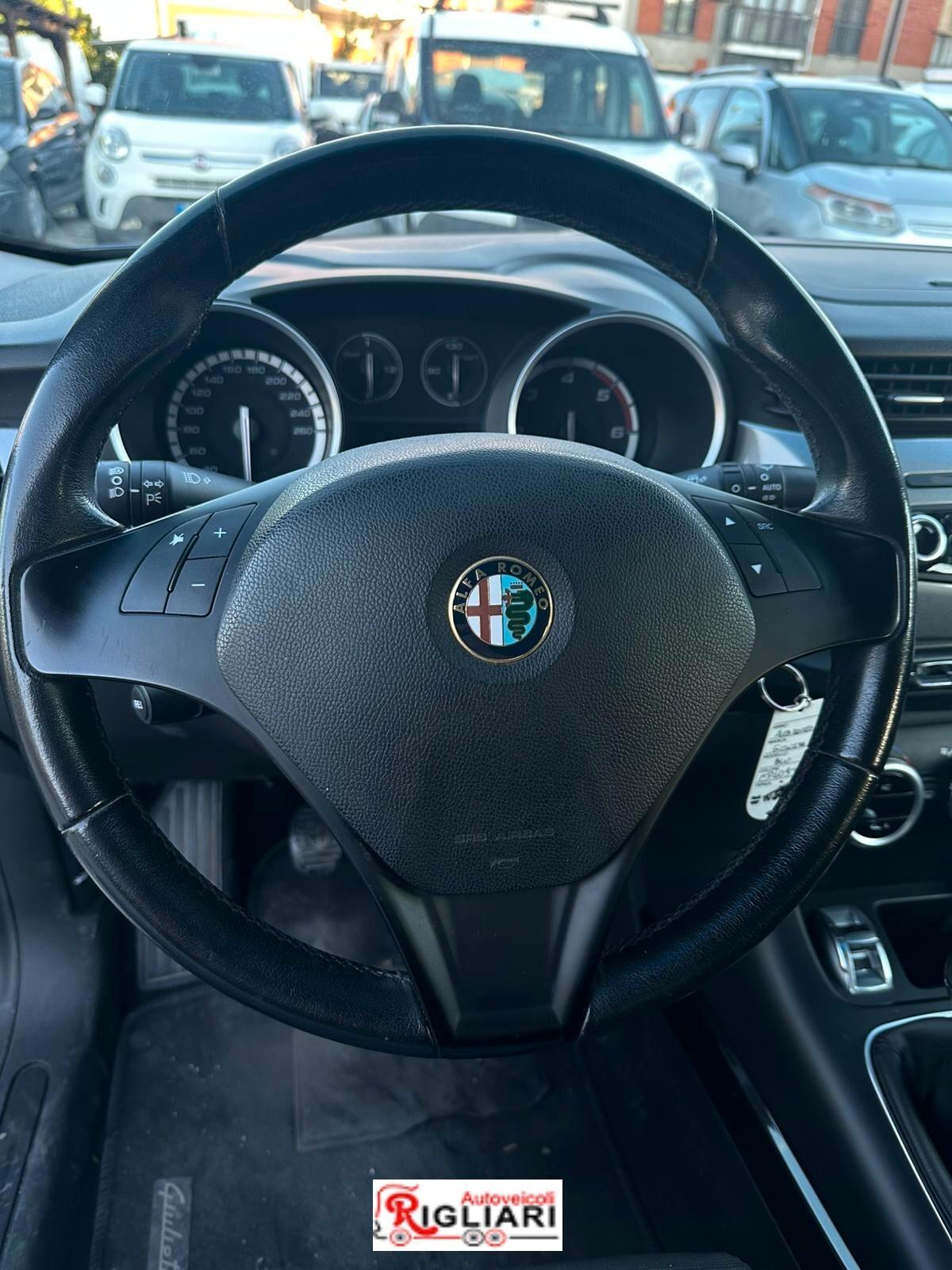 Alfa Romeo Giulietta 1.6 JTDm-2 105 CV Distinctive