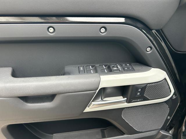 LAND ROVER Defender 110 3.0D I6 250 CV AWD Auto SE