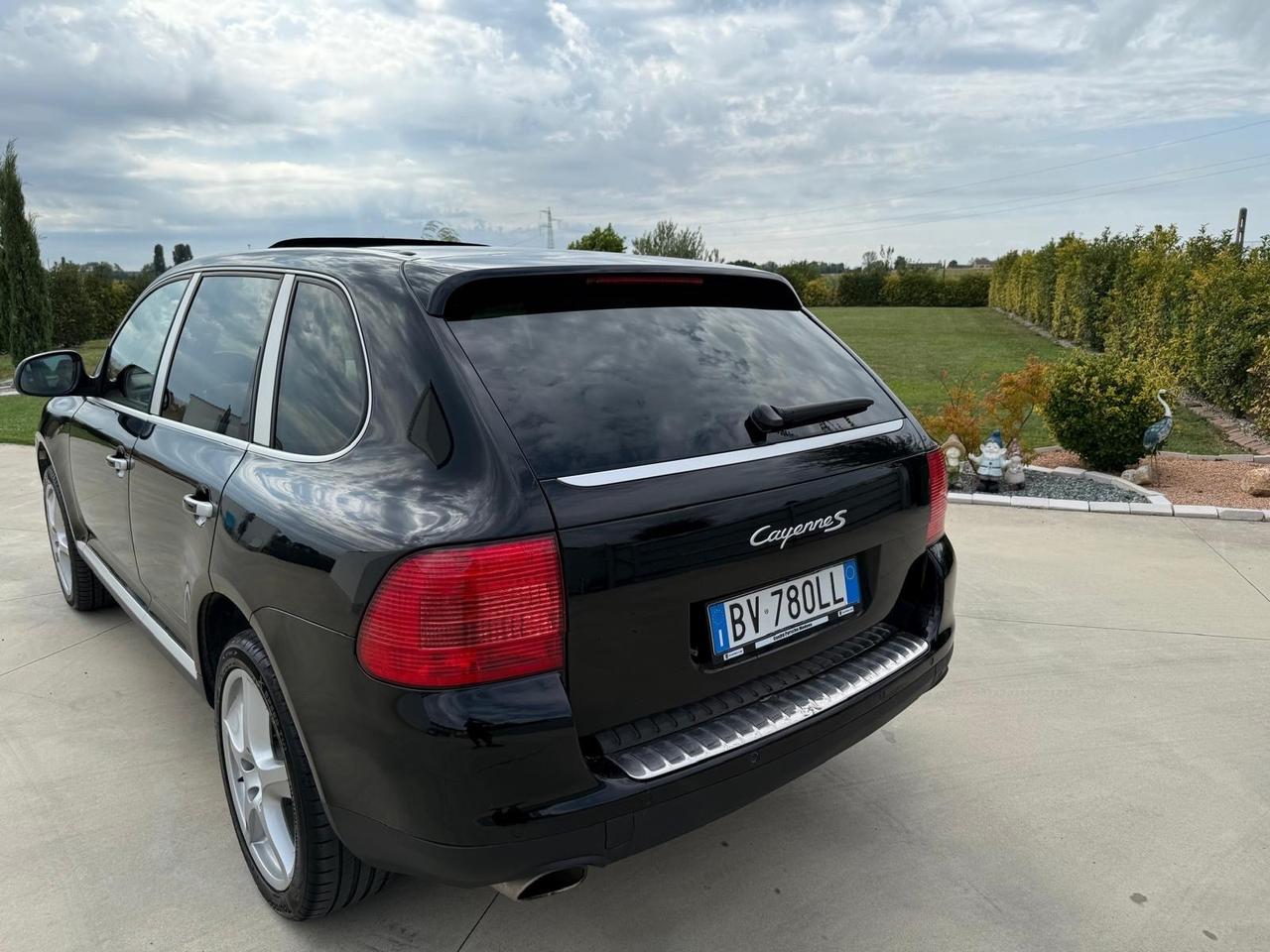 Porsche Cayenne 4.5 cat S