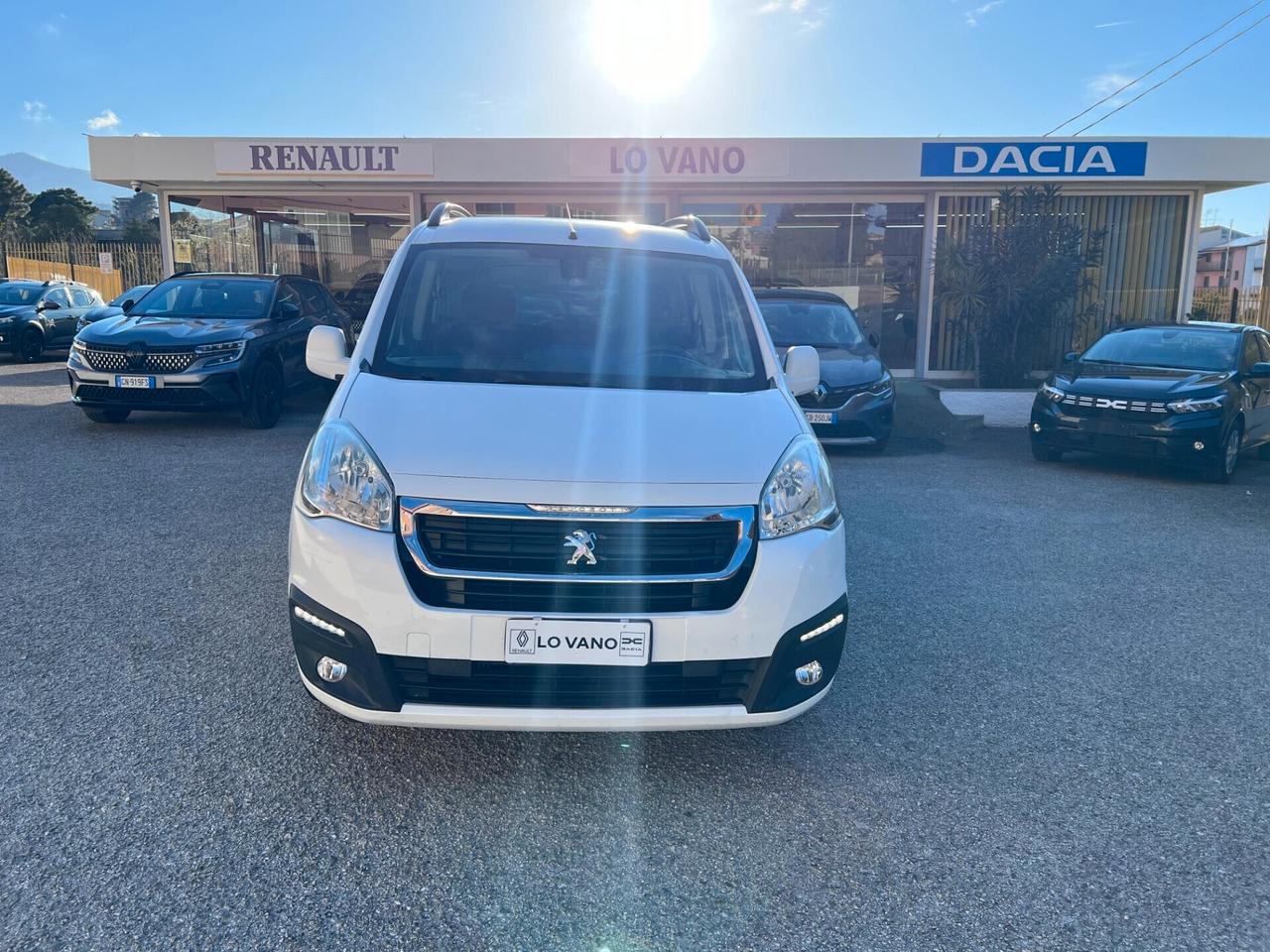 Peugeot Partner Tepee BlueHDi 120 S&S Active N1