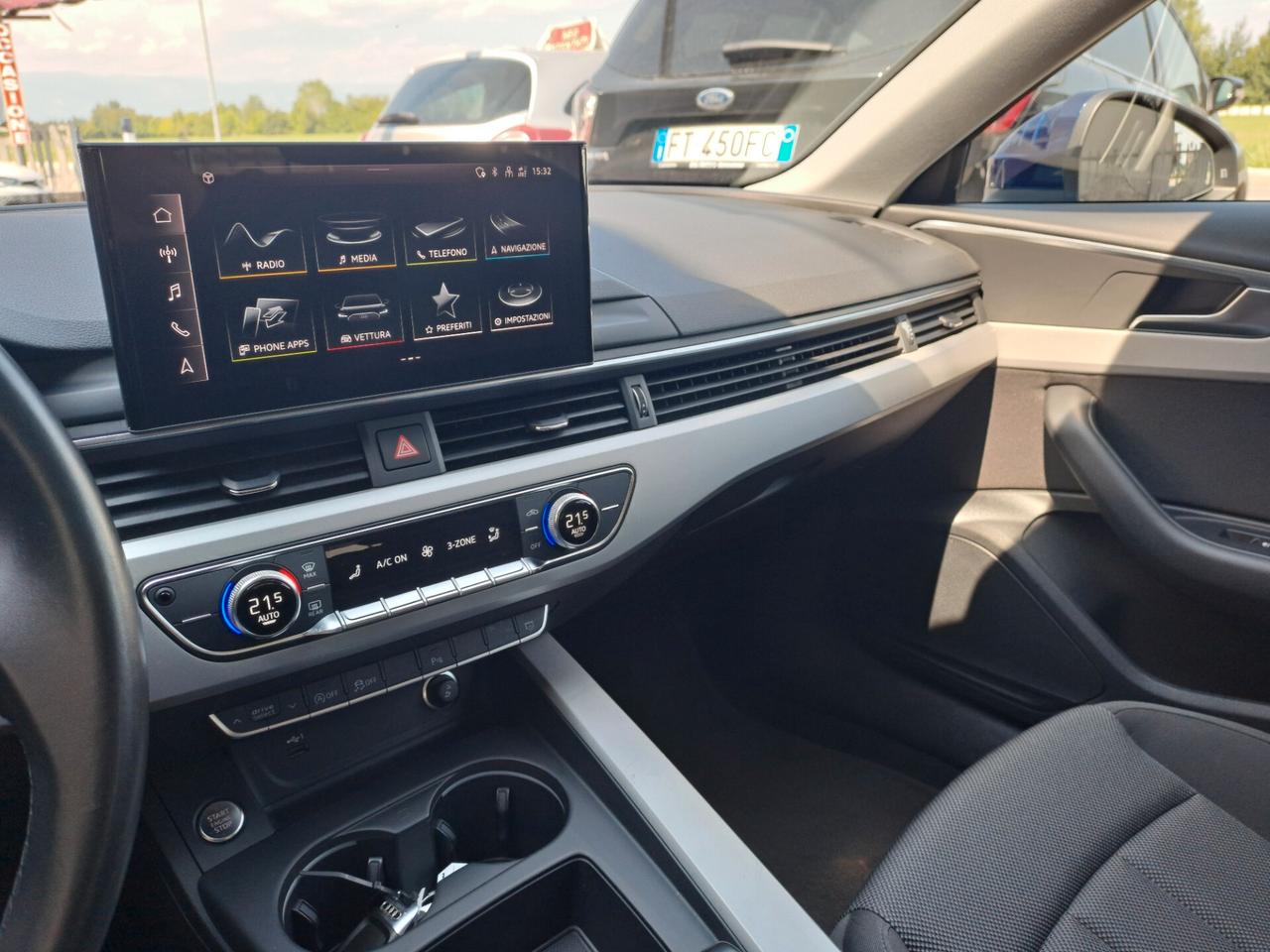Audi A4 30 TDI/136 CV S tronic Business Advanced