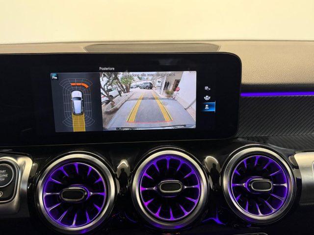 MERCEDES-BENZ GLB 200 d Automatic Premium