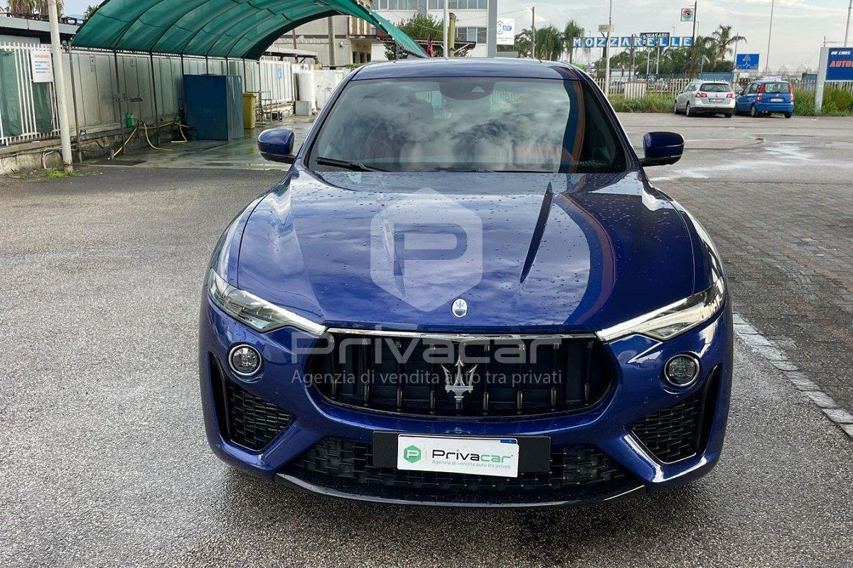 MASERATI Levante V6 350 CV AWD Modena
