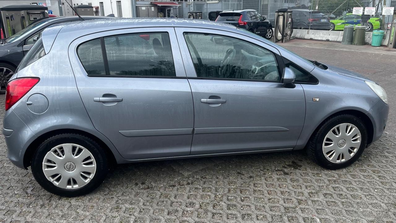 Opel Corsa 1.2 5 porte Enjoy