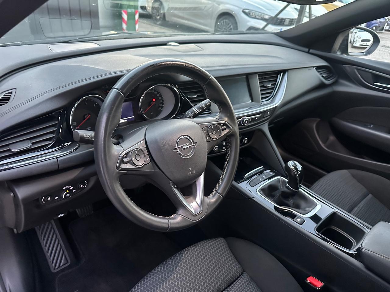 Opel Insignia 1.5 CDTI S&S Sports Tourer Business Edition