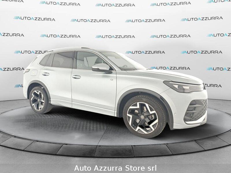 Volkswagen Tiguan Tiguan 2.0 tdi R-Line 150cv dsg *PROMO AZZURRA*