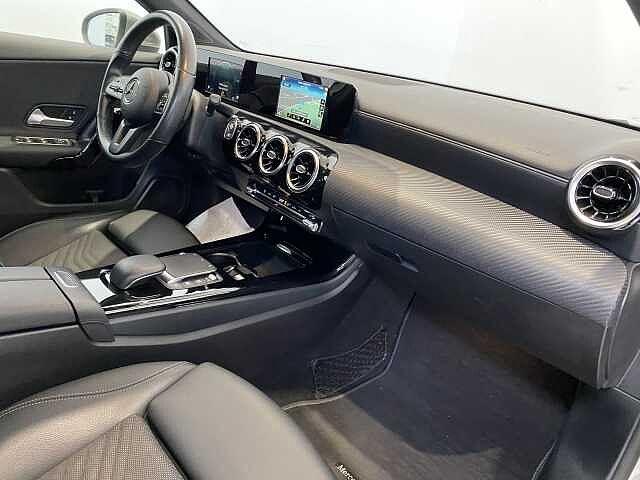 Mercedes-Benz A 180 A 180 d Automatic Sport