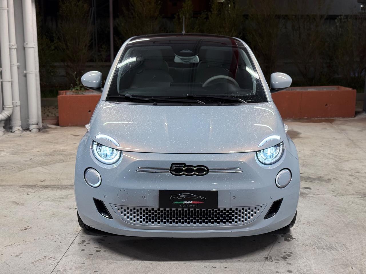 Fiat 500 500e 42 kWh La Prima - AUTO FULL