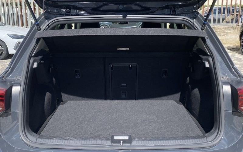 Volkswagen Golf 8 Life 2.0 TDI 116CV