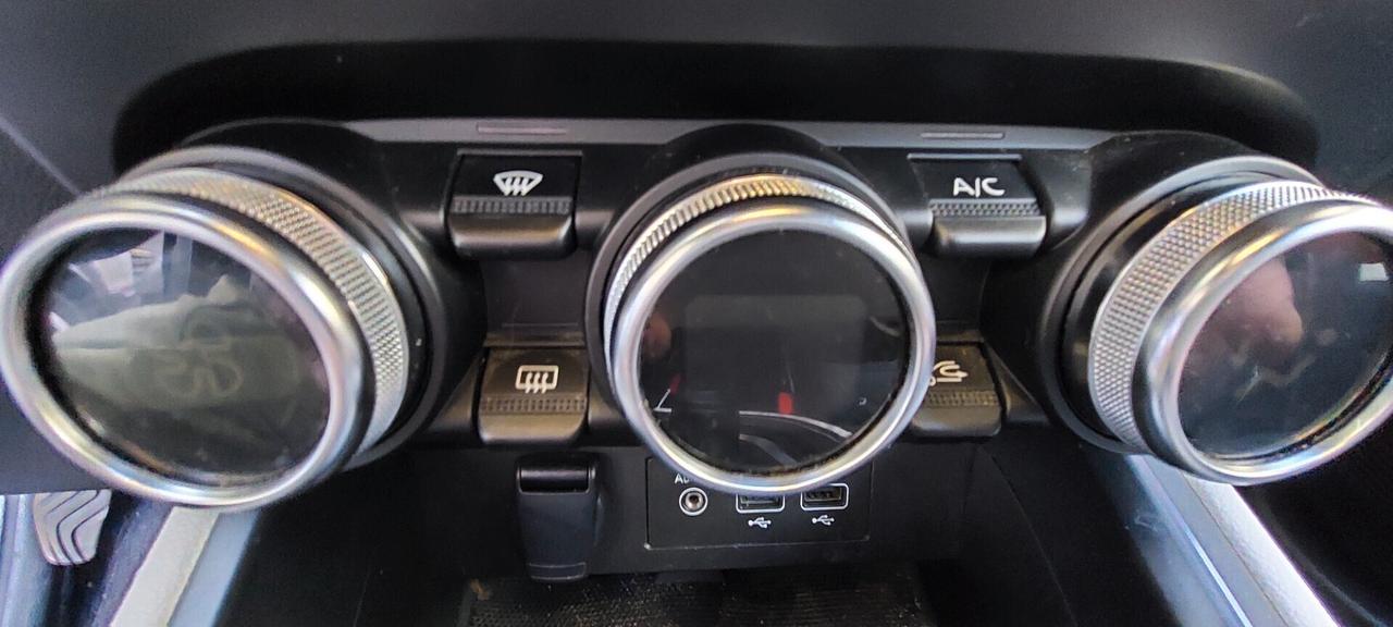 CLIO TCE MOD.TECHNO 1,0 BENZINA 90 CV NAVIGATORE TELEFONO RETROCAMERA STRAFULL OPTIONAL