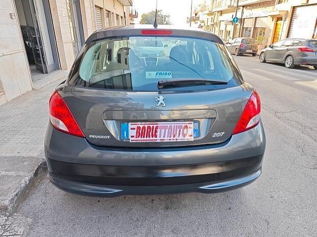 PEUGEOT 207 1.4 HDi 68 cv 5 porte - 2011