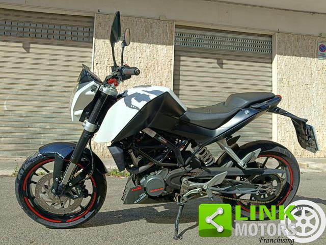 KTM 125 Duke 2016