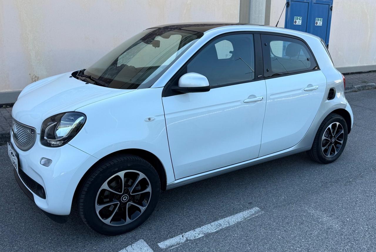 Smart ForFour 1.0 twinamic Passion Automatica