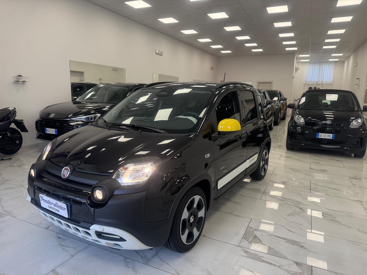 Fiat Panda Pandina 1.0 FireFly 65 CV Hybrid Cross