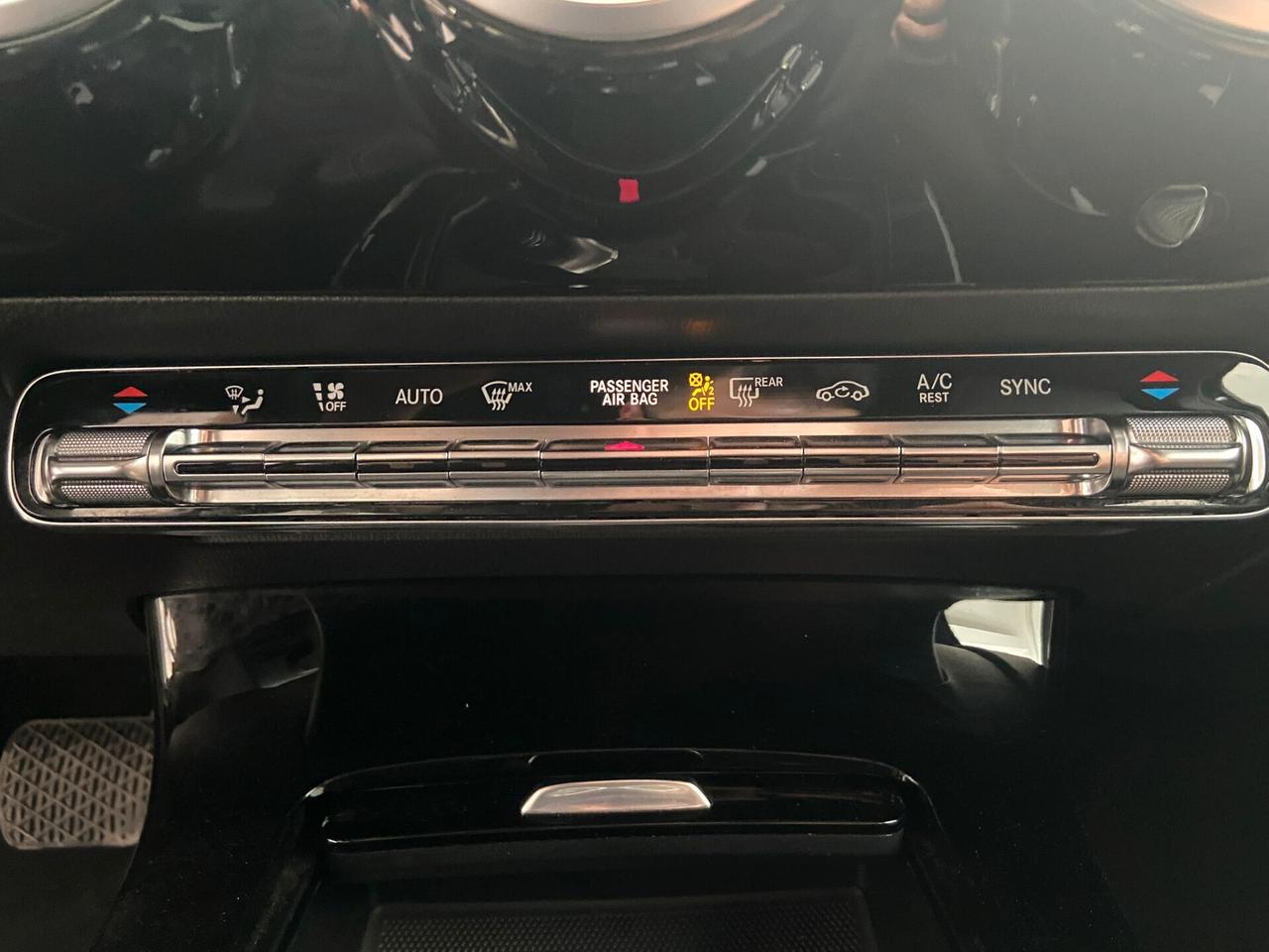 MERCEDES-BENZ A 180D AUTOMATIC SPORT
