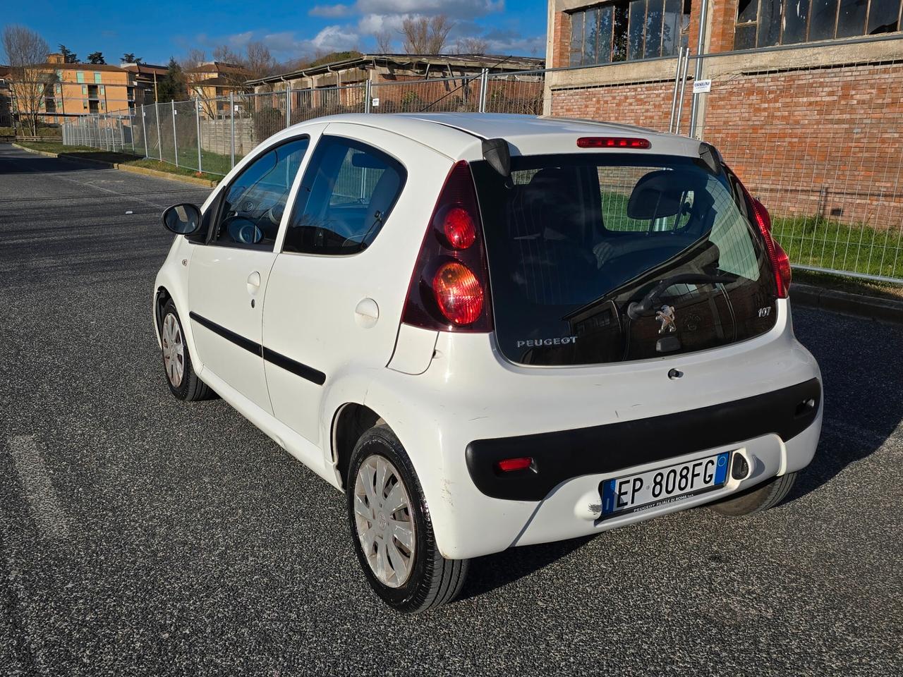 Peugeot 107 1.0 68CV 5p. Active