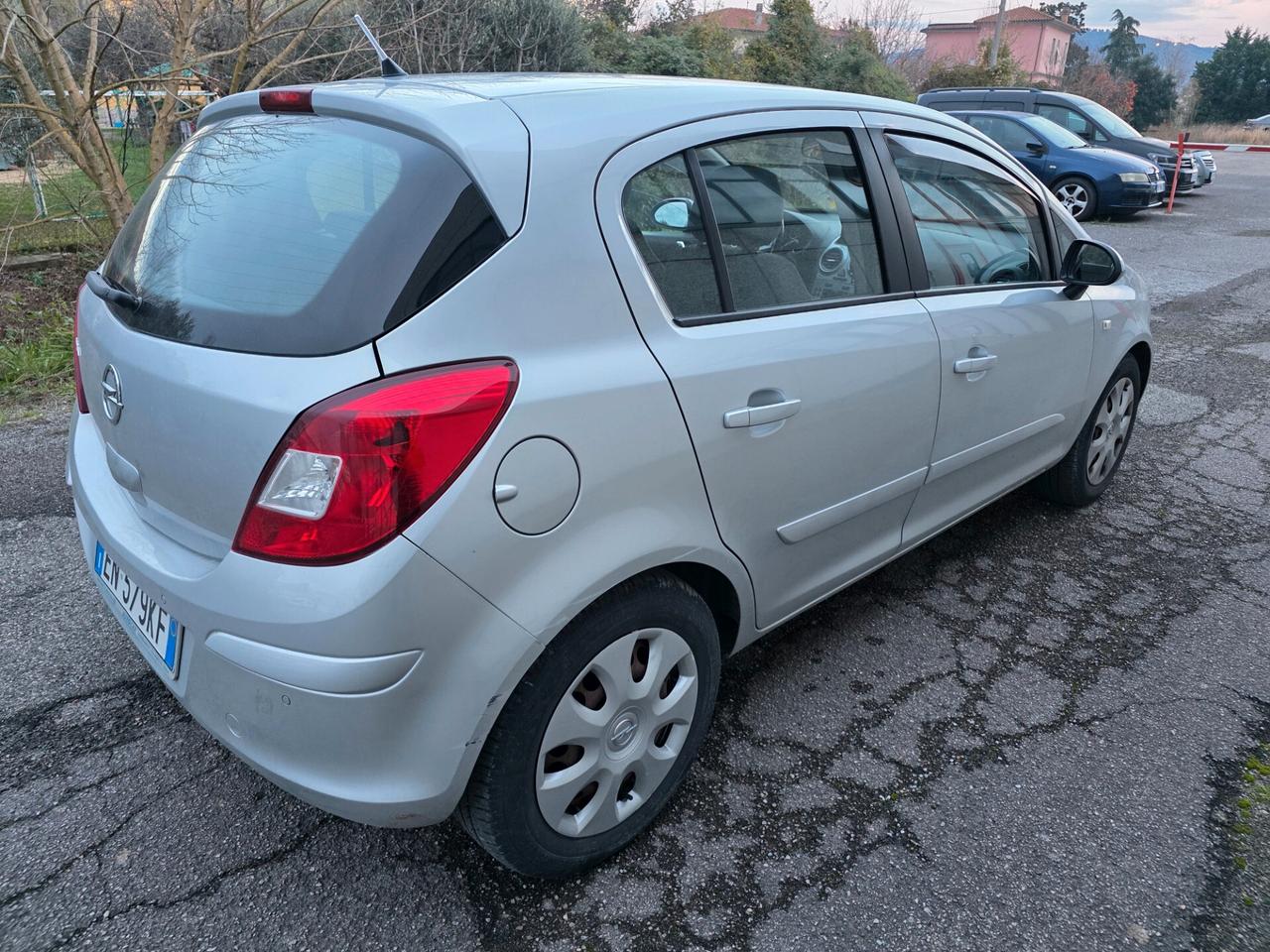 Opel Corsa 1.2 5 porte Edition