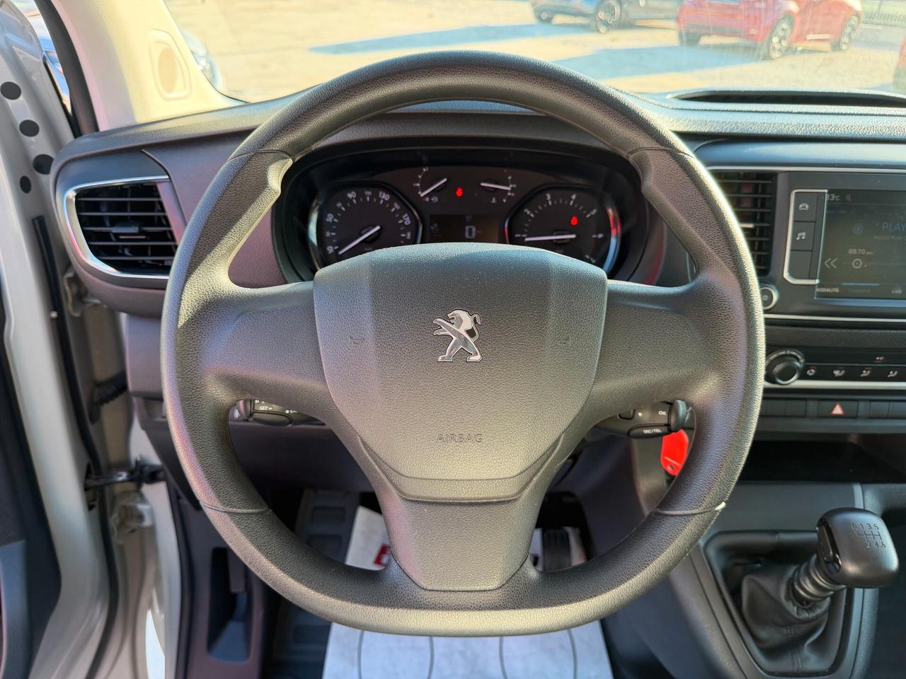 Peugeot Traveller BlueHDi 120 9 POSTI
