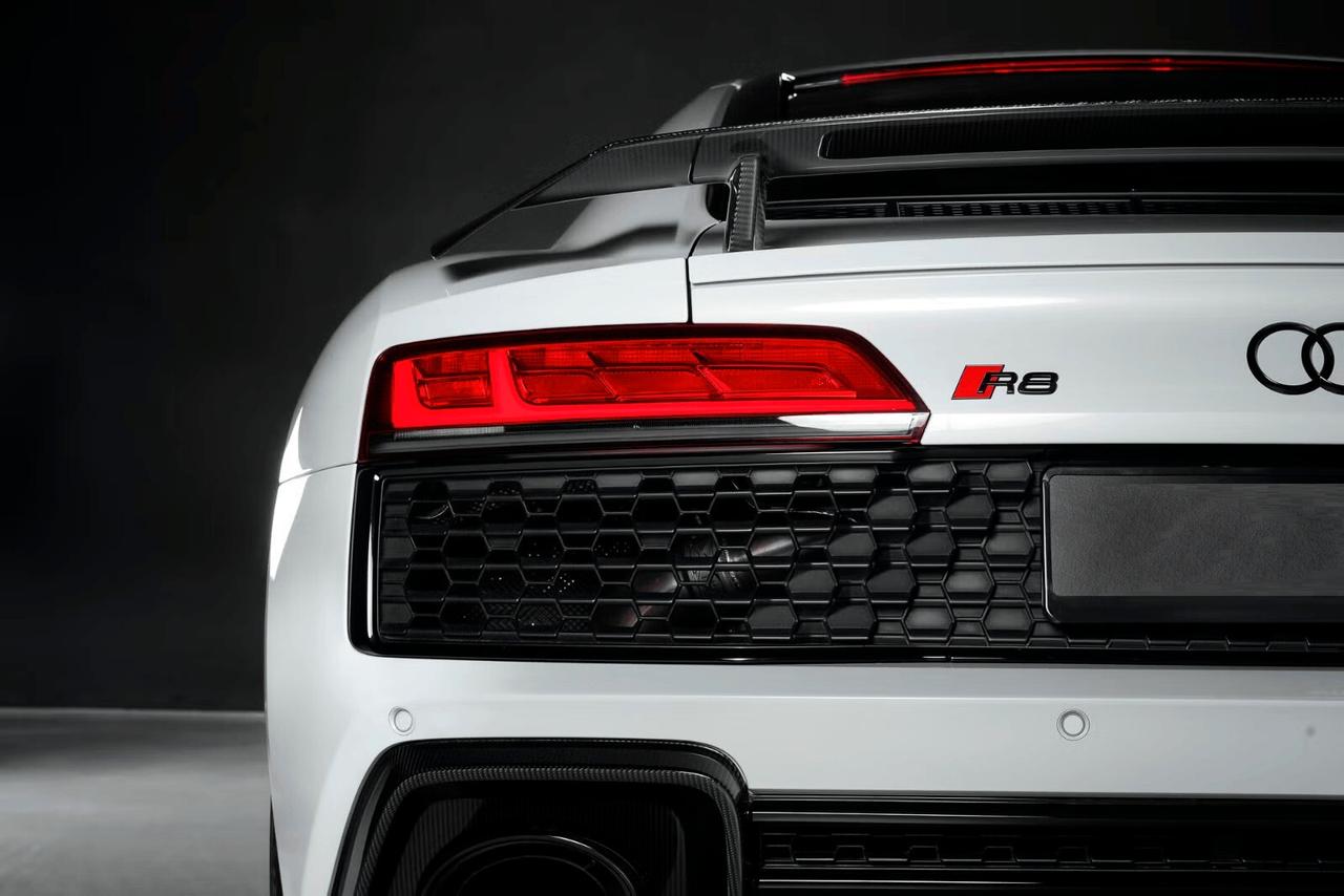 Audi R8 Performance V10 620hp Quattro