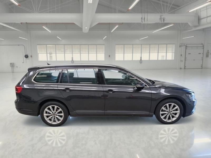 VOLKSWAGEN PASSAT VARIANT 2.0 TDI SCR EVO 110KW BUSINESS DSG STATION WAGON