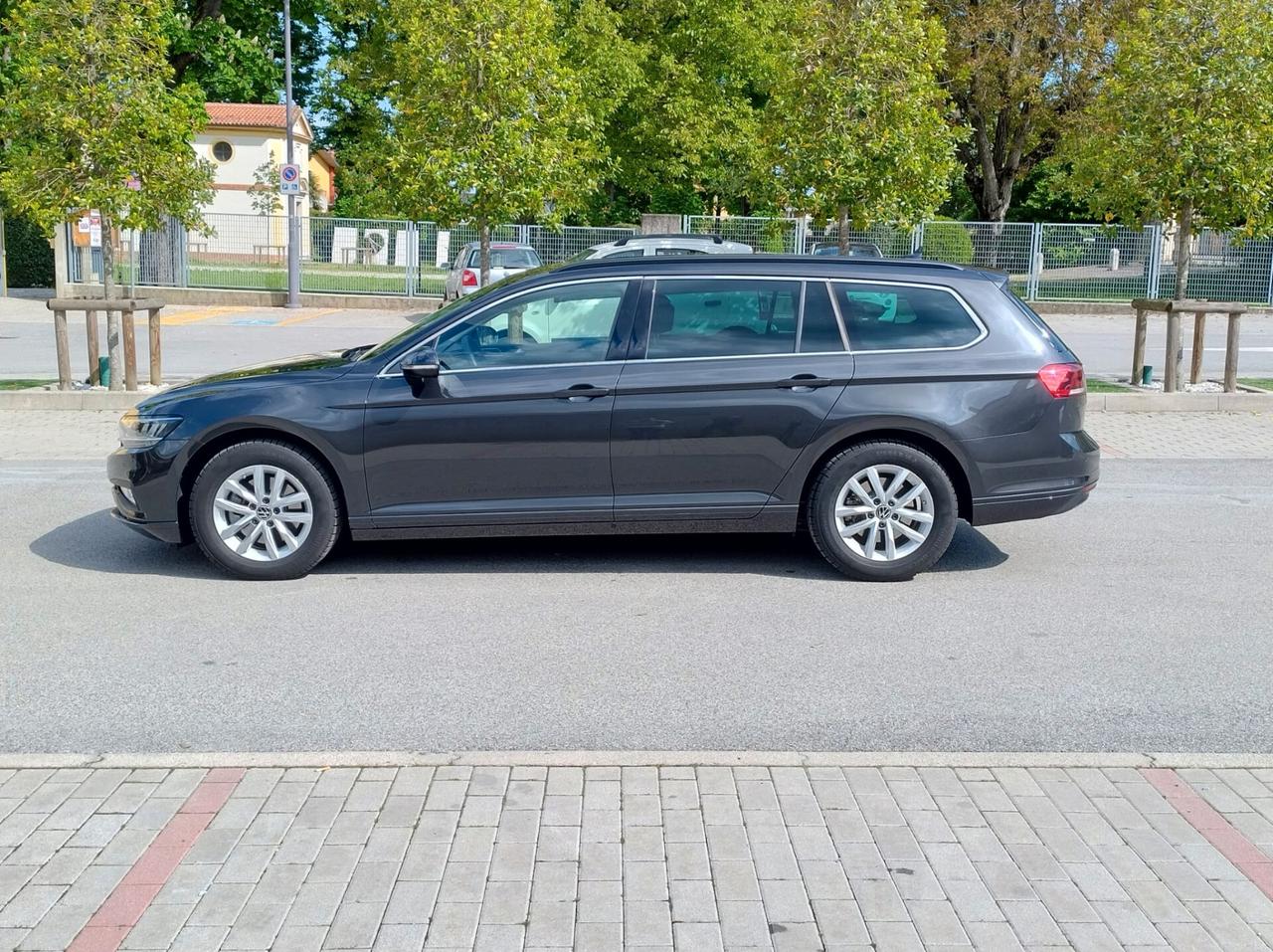 Volkswagen Passat 2.0tdi DSG 150cv GANCIO TRAINO A SCOMPARSA