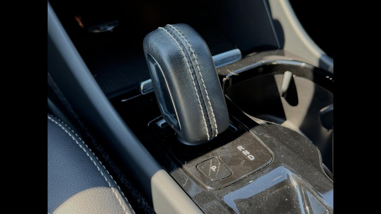 VOLVO XC40 - XC40 1.5 t5 phev R-design auto my21
