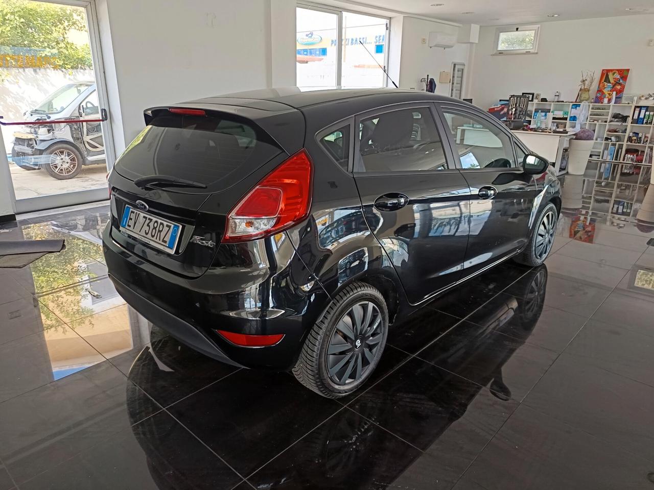 Ford Fiesta 1.5 TDCi 75CV 5 porte