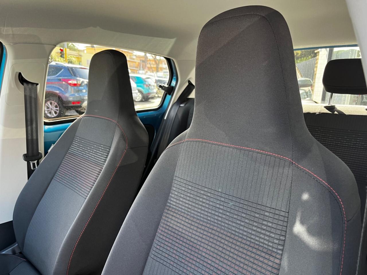 Volkswagen up! 1.0 75 CV 5p. move