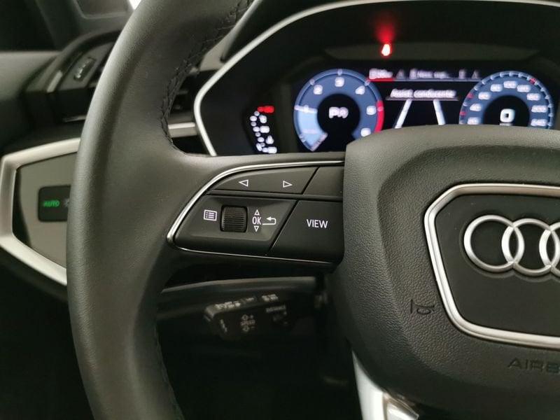 Audi Q3 II 2018 35 2.0 tdi Identity Black s-tronic