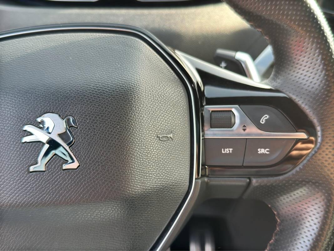 Peugeot 3008 II 1.6 Hybrid phev GT Pack 300cv con Tetto Apribile