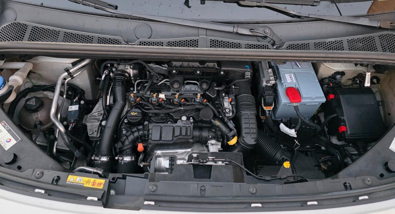 Peugeot Partner BlueHDi 100 S&S PC Furgone Pro