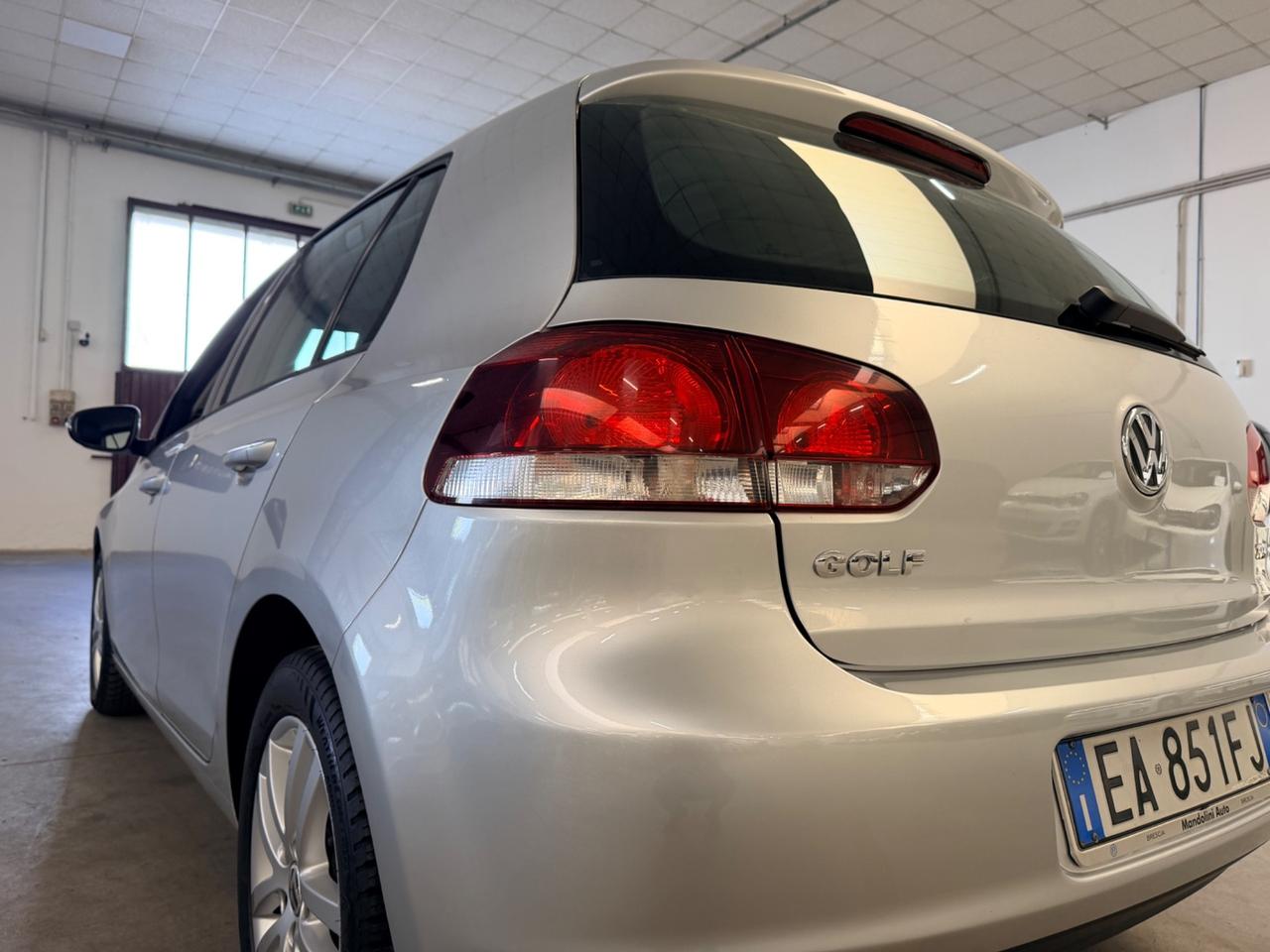 Volkswagen Golf 1.6 TDI DPF DSG 5p. Highline