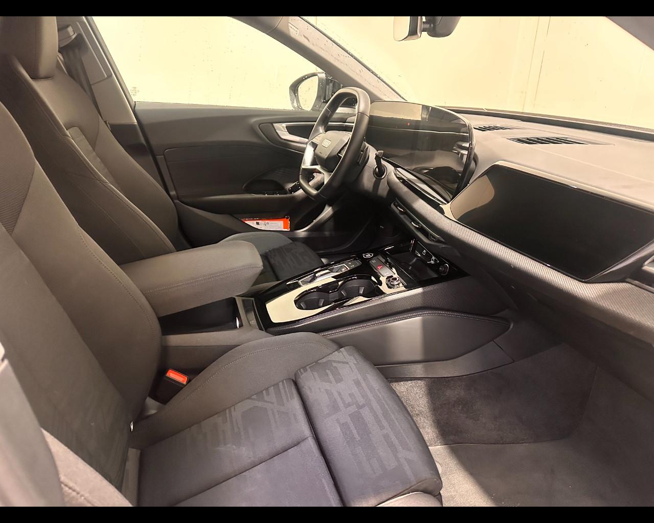 AUDI A5 AVANT 2.0 TDI MHEV+ S-TRONIC QUATTRO S-LINE EDITION